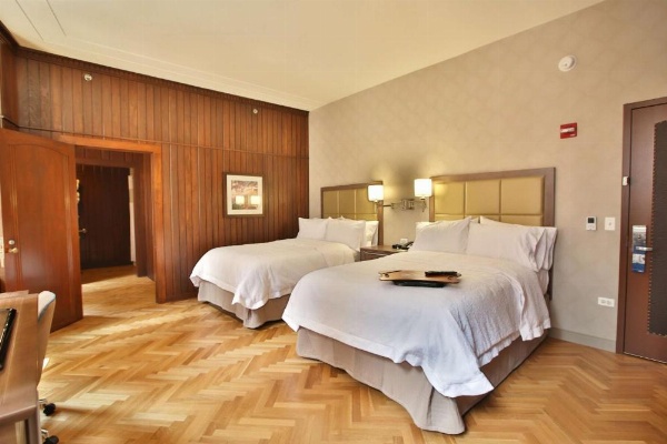 Hampton Inn By Hilton Chicago Downtown/N Loop/Michigan Ave image 13